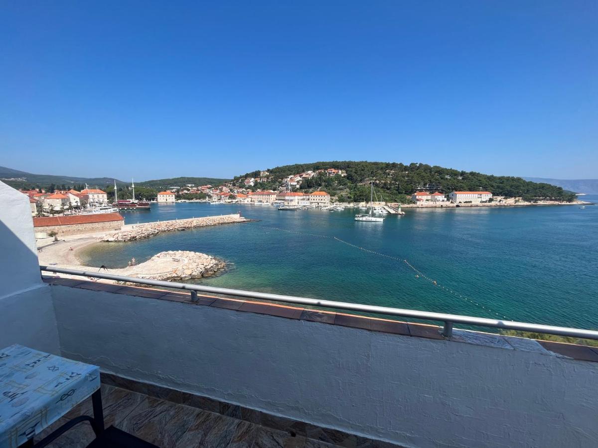Apartments Peronja Jelsa Seafront Eksteriør billede
