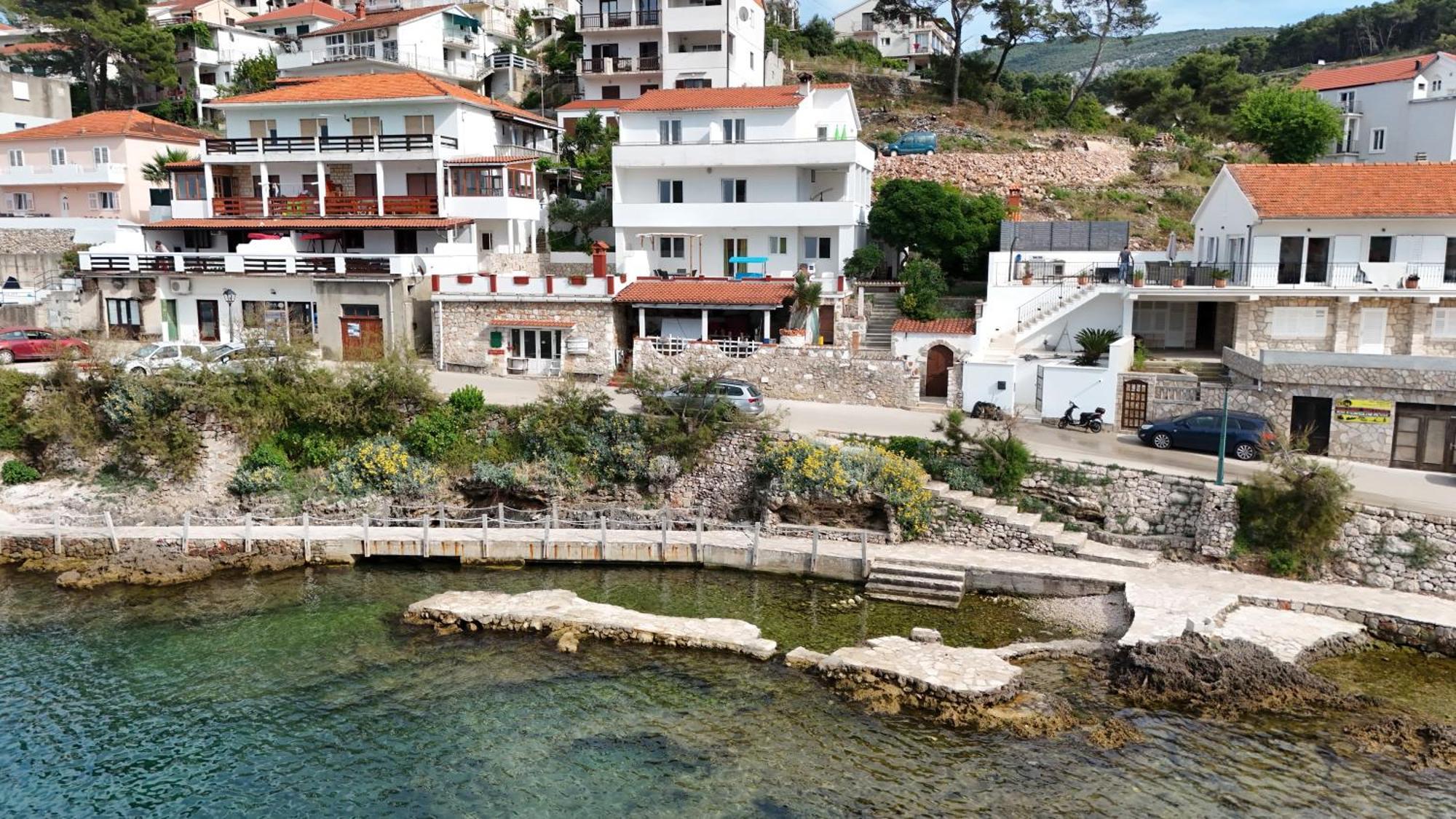Apartments Peronja Jelsa Seafront Eksteriør billede