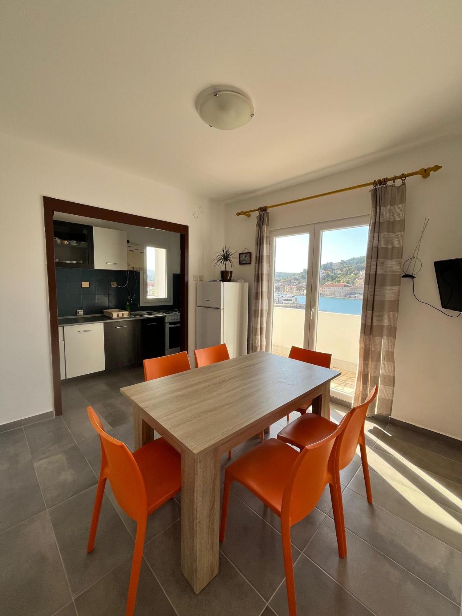 Apartments Peronja Jelsa Seafront Eksteriør billede